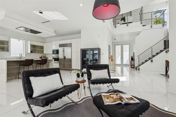 Interior, Kitchen, Living room, Recessed Lighting, Stainless Steel Appliances