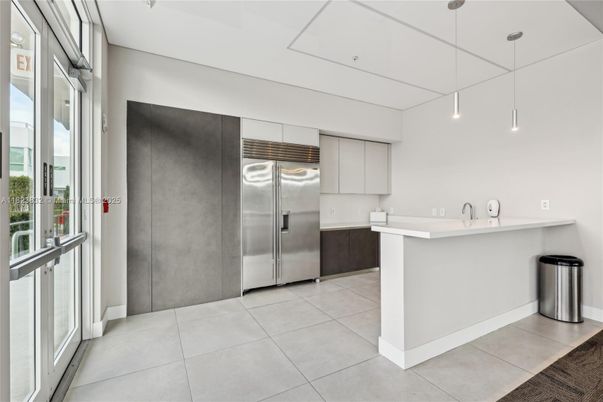 Elevator, Interior, Kitchen, Pendant Lights, Stainless Steel Appliances