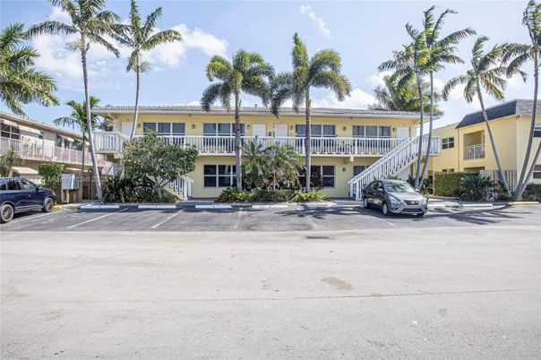 Exterior, Facade, Condo Building