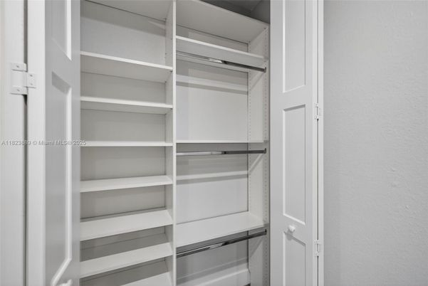 Interior, Walk-in Closets