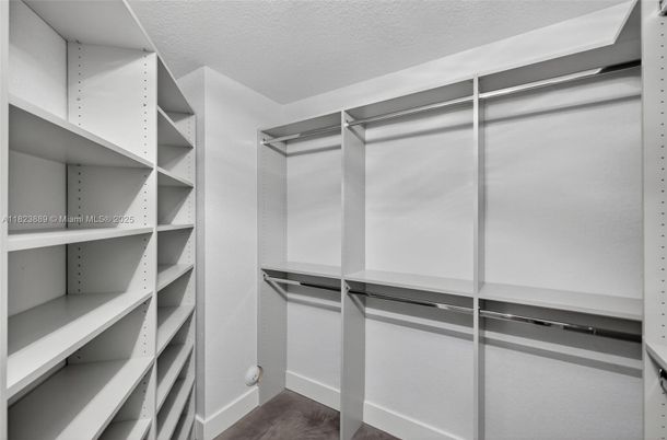 Interior, Walk-in Closets