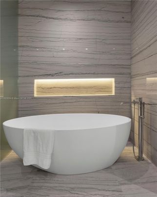 Bathroom, Free Standing Baths, Interior, Marble, Marble Walls