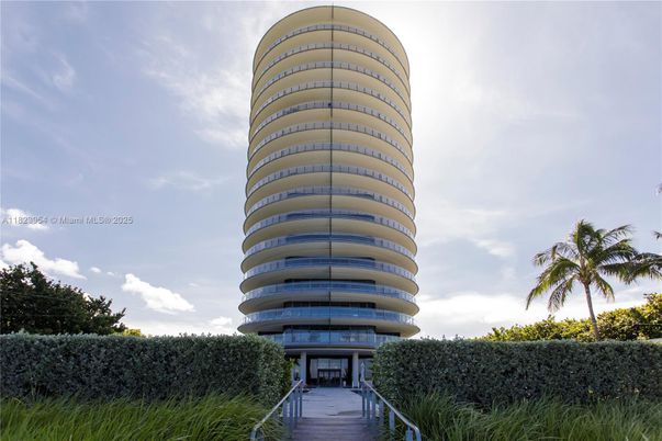 Exterior, Facade, Condo Building