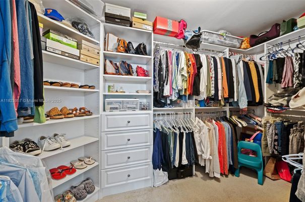 Interior, Walk-in Closets