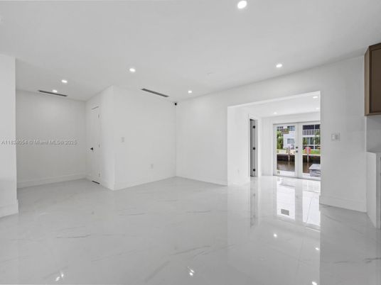 Empty room, Interior, Marble, Recessed Lighting
