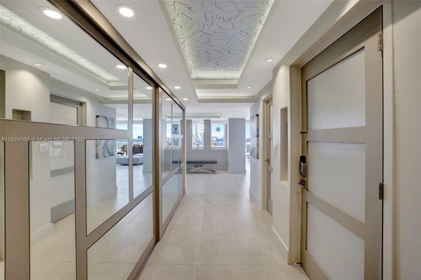 Interior, Recessed Lighting
