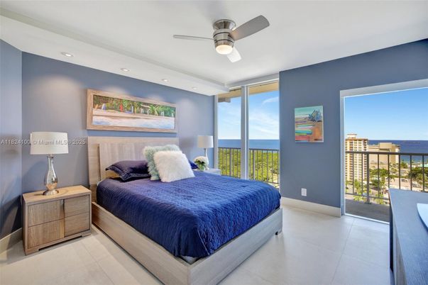 Bedroom, Interior, Recessed Lighting, Water
