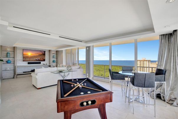 Game Room, Interior, Living room, Recessed Lighting, Water