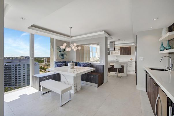 Dining room, Interior, Kitchen, Pendant Lights, Recessed Lighting