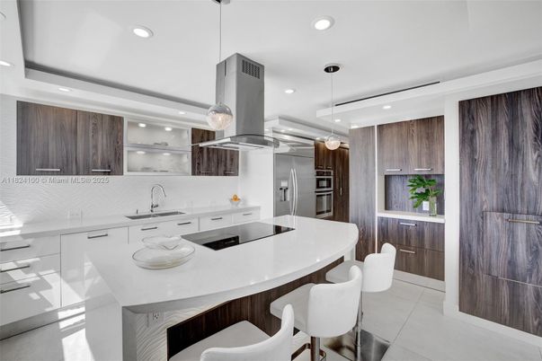 Interior, Kitchen, Pendant Lights, Recessed Lighting, Stainless Steel Appliances