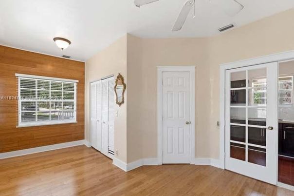 Empty room, Interior, Wood Texture Flooring, Wooden Walls