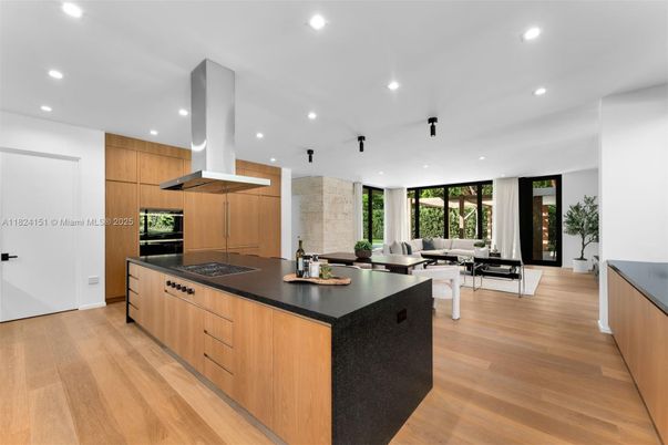 Interior, Kitchen, Living room, Recessed Lighting, Wood Texture Flooring