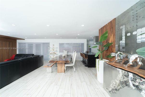 Dining room, Interior, Living room, Recessed Lighting, Wood Texture Flooring
