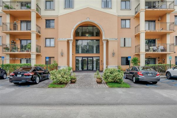 Exterior, Facade, Condo Building