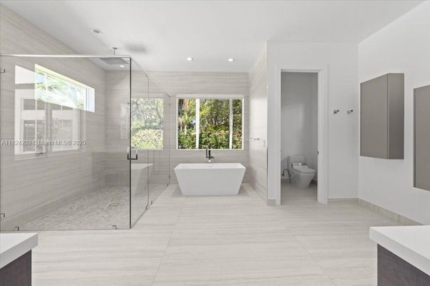 Bathroom, Free Standing Baths, Glass Shower, Interior, Recessed Lighting