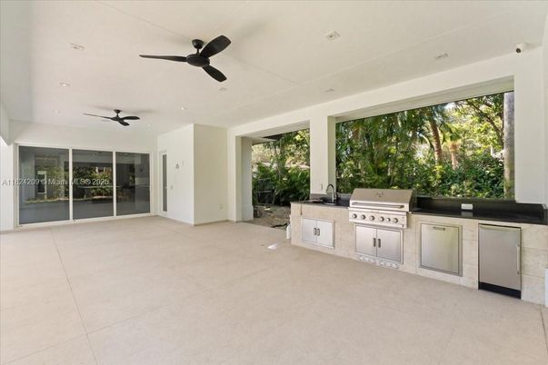 Exterior, Recessed Lighting