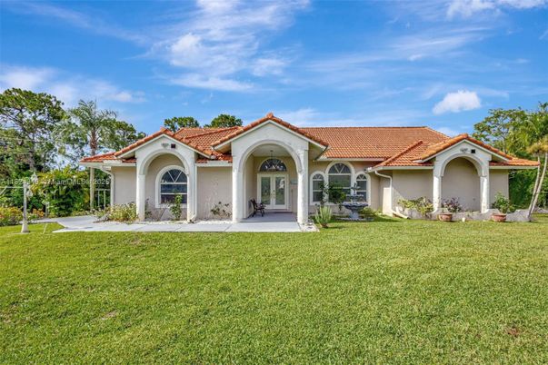 Backyard, Exterior, Facade, Spanish Mediterranean