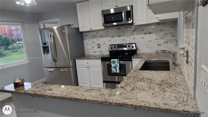 Interior, Kitchen, Stainless Steel Appliances