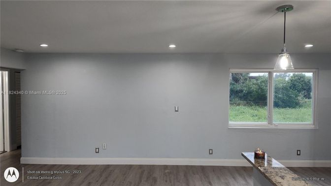 Empty room, Interior, Pendant Lights, Recessed Lighting, Wood Texture Flooring