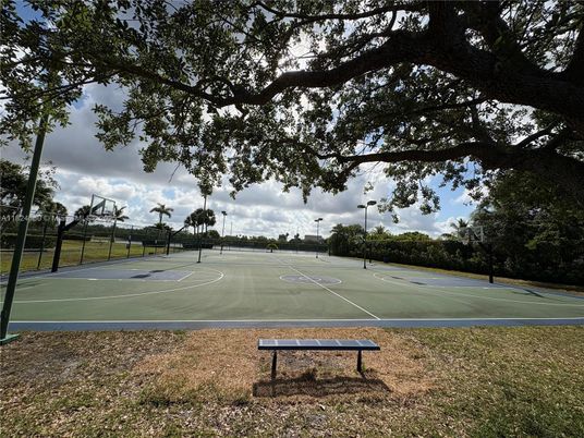 Exterior, Tennis Courts