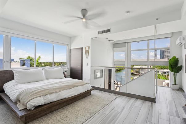 Bedroom, Interior, Recessed Lighting, Water, Wood Texture Flooring