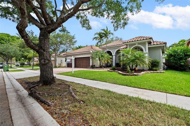 Attached, Backyard, Exterior, Facade, Mediterranean