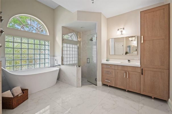 Bathroom, Dual Sink Vanities, Free Standing Baths, Glass Shower, Interior, Marble