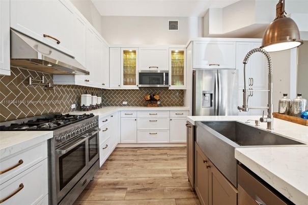 Interior, Kitchen, Pendant Lights, Stainless Steel Appliances, Wood Texture Flooring