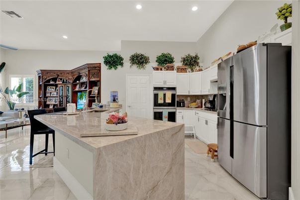 Interior, Kitchen, Marble, Recessed Lighting