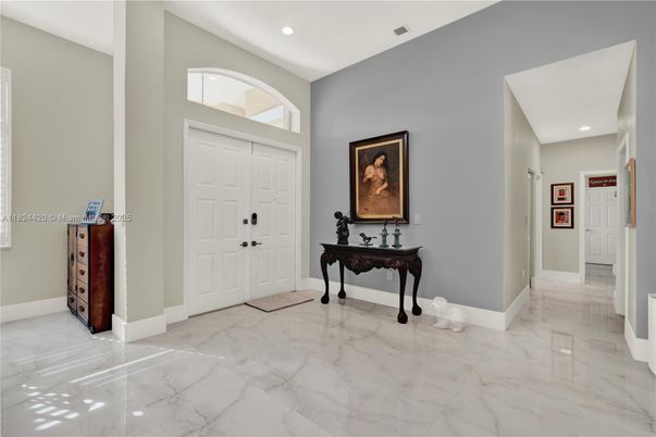 Interior, Marble, Recessed Lighting