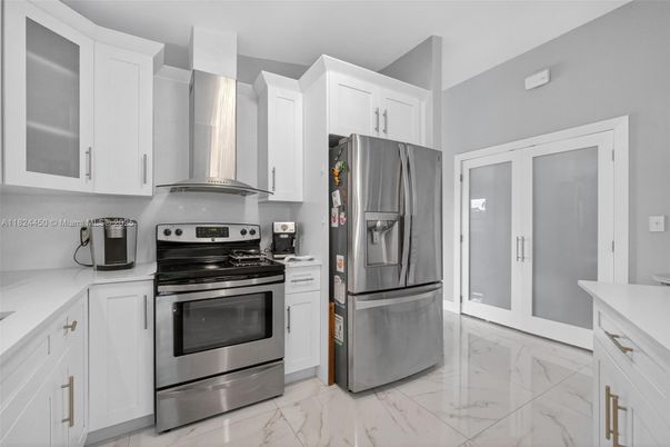 Interior, Kitchen, Marble, Stainless Steel Appliances