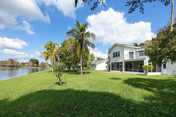 Backyard, Exterior, Water