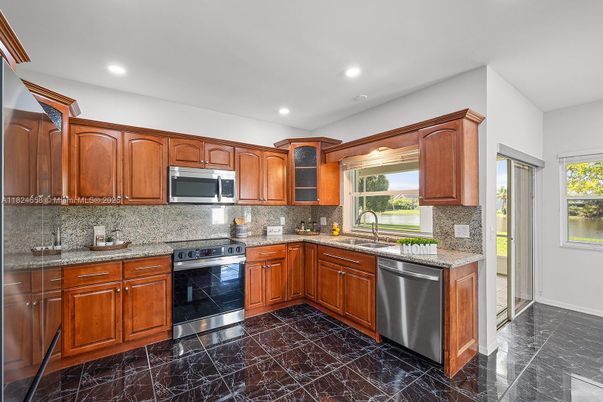 Interior, Kitchen, Marble, Recessed Lighting, Stainless Steel Appliances