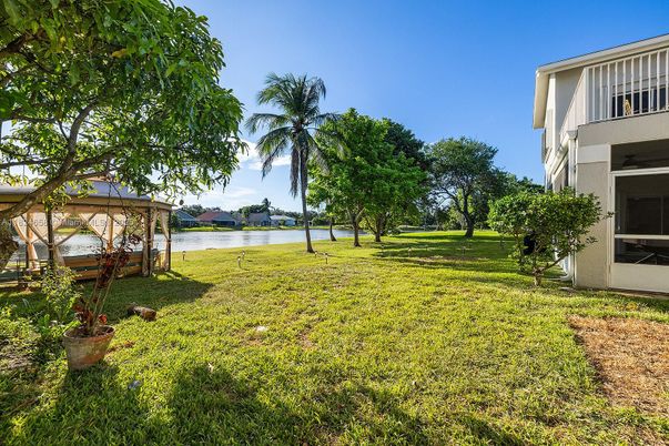 Backyard, Exterior, Water