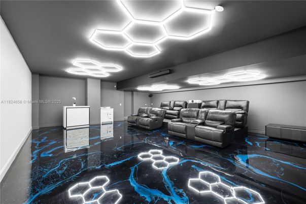 Interior, Recessed Lighting