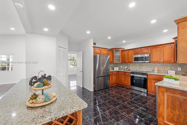 Interior, Kitchen, Marble, Recessed Lighting, Stainless Steel Appliances