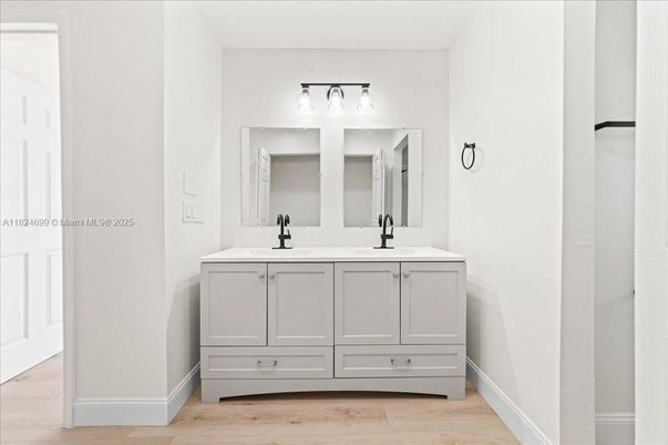 Bathroom, Dual Sink Vanities, Interior, Wood Texture Flooring