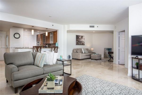 Interior, Kitchen, Living room, Pendant Lights, Recessed Lighting