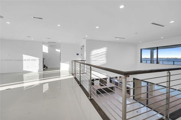 Interior, Recessed Lighting, Water