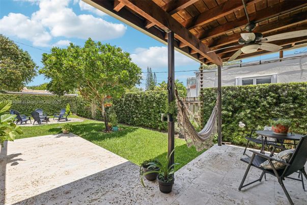 Backyard, Exterior