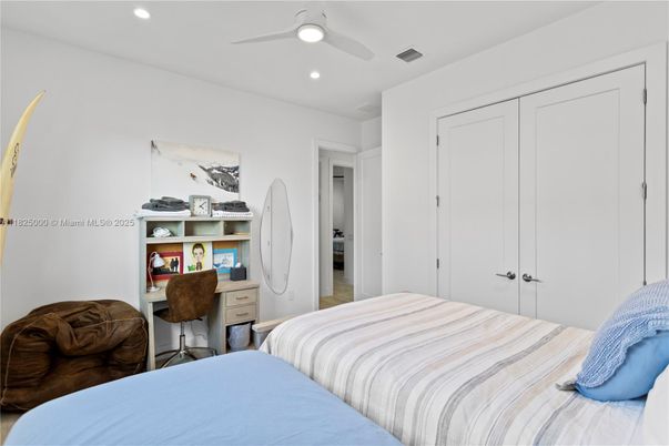 Bedroom, Home Office, Interior, Recessed Lighting