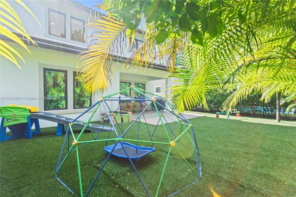 Backyard, Exterior, Playground