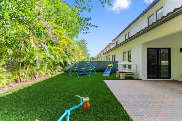 Backyard, Exterior, Playground