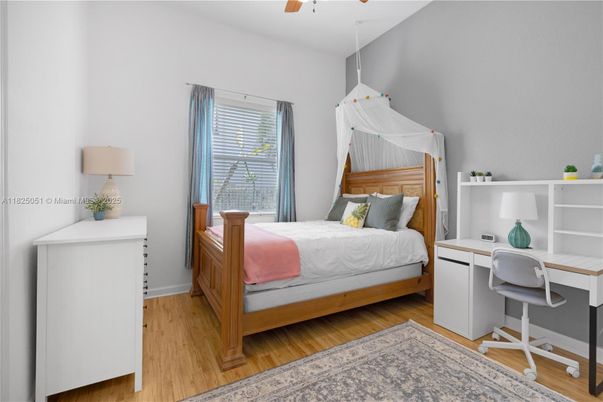 Bedroom, Home Office, Interior, Wood Texture Flooring