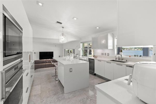 Chandelier, Interior, Kitchen, Pendant Lights, Recessed Lighting, Stainless Steel Appliances, Water