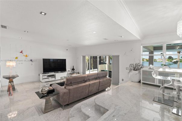 Interior, Living room, Marble, Recessed Lighting, Water