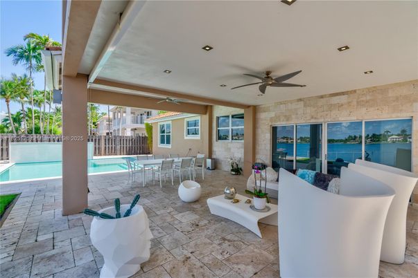Exterior, Pool, Water