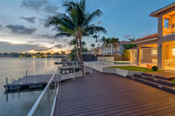 Exterior, Water