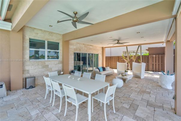 Exterior, Recessed Lighting