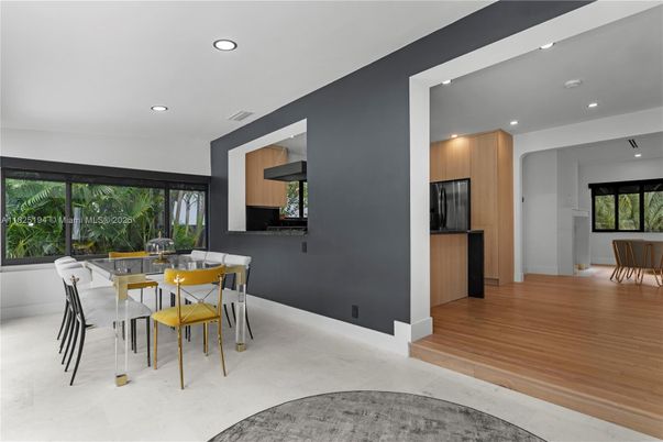 Dining room, Interior, Kitchen, Recessed Lighting, Wood Texture Flooring